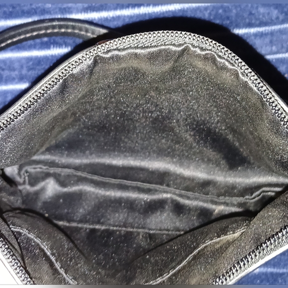 Coach Black Cute Trendy Wristlet Small Bag. Good used condition - Picture 2 of 3